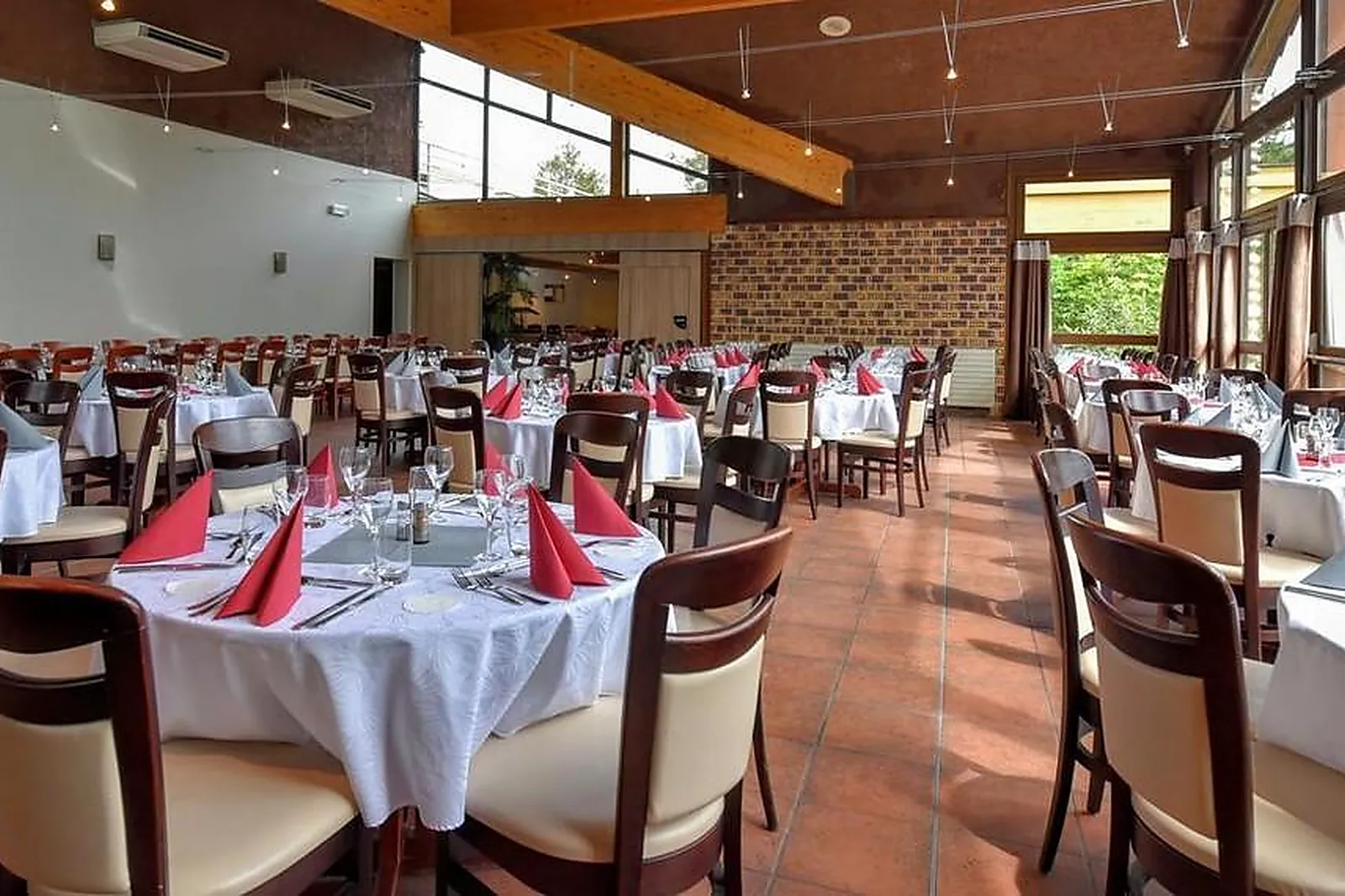 Lieux événementiels, DOMAINE LOU CAPITELLE AND SPA