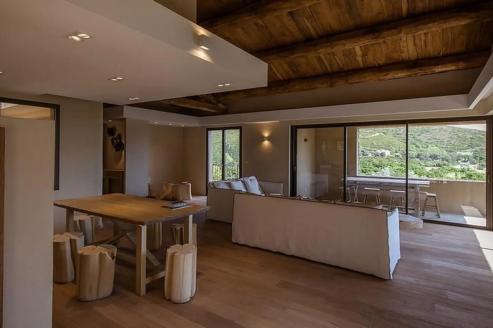 Lieux événementiels, DOMAINE MISINCU