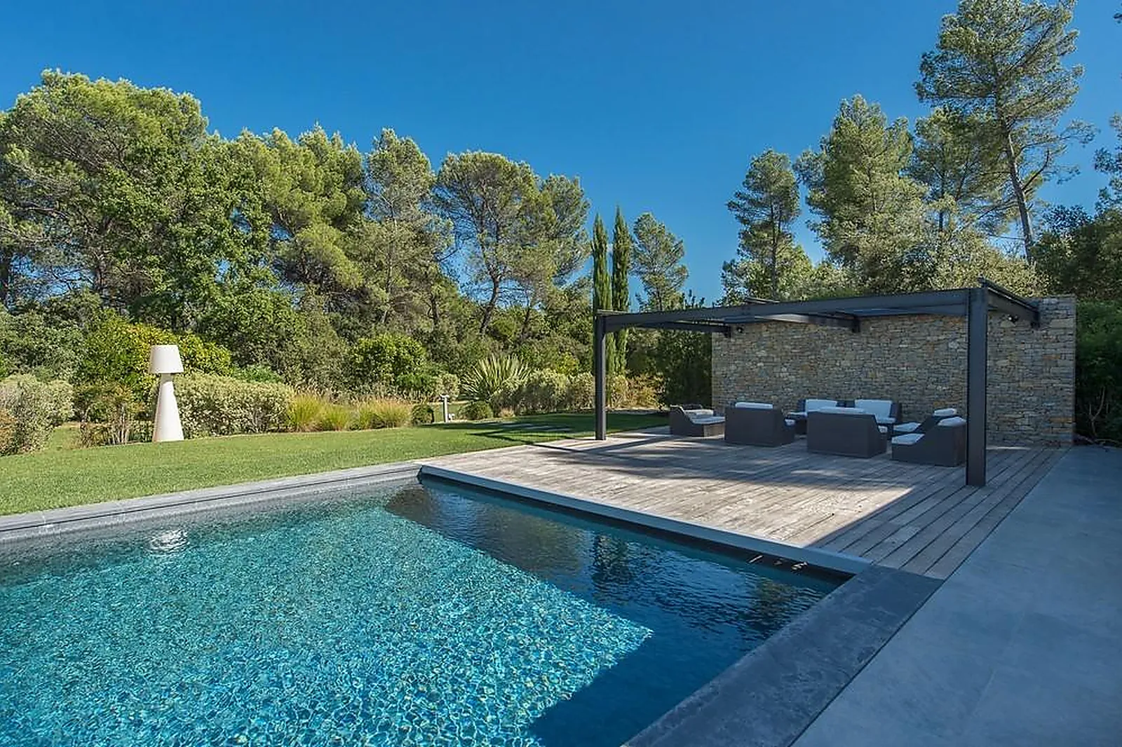 Lieux événementiels, DOMAINE RAMPALE