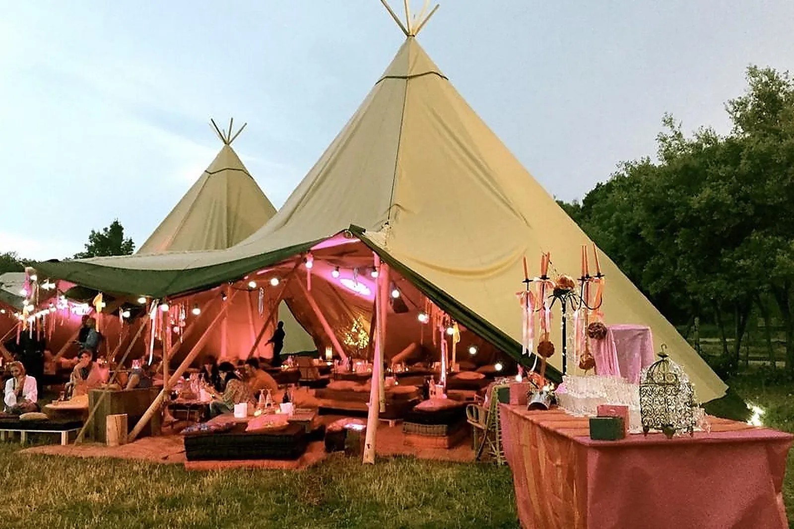 Lieux événementiels, DOMAINE SAINTE-COLOMBE