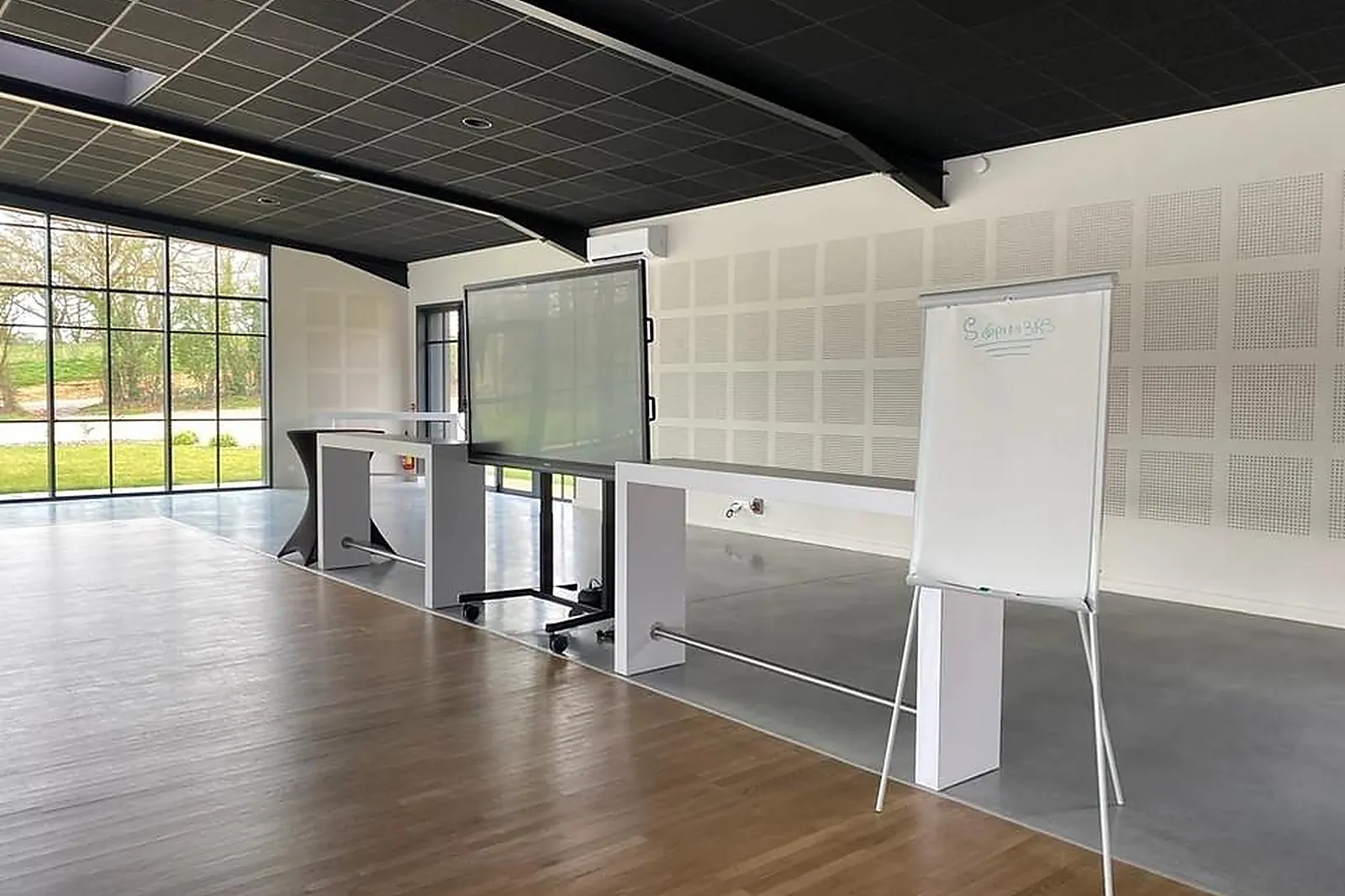 Lieux événementiels, DOMAINE SAPINIÈRE