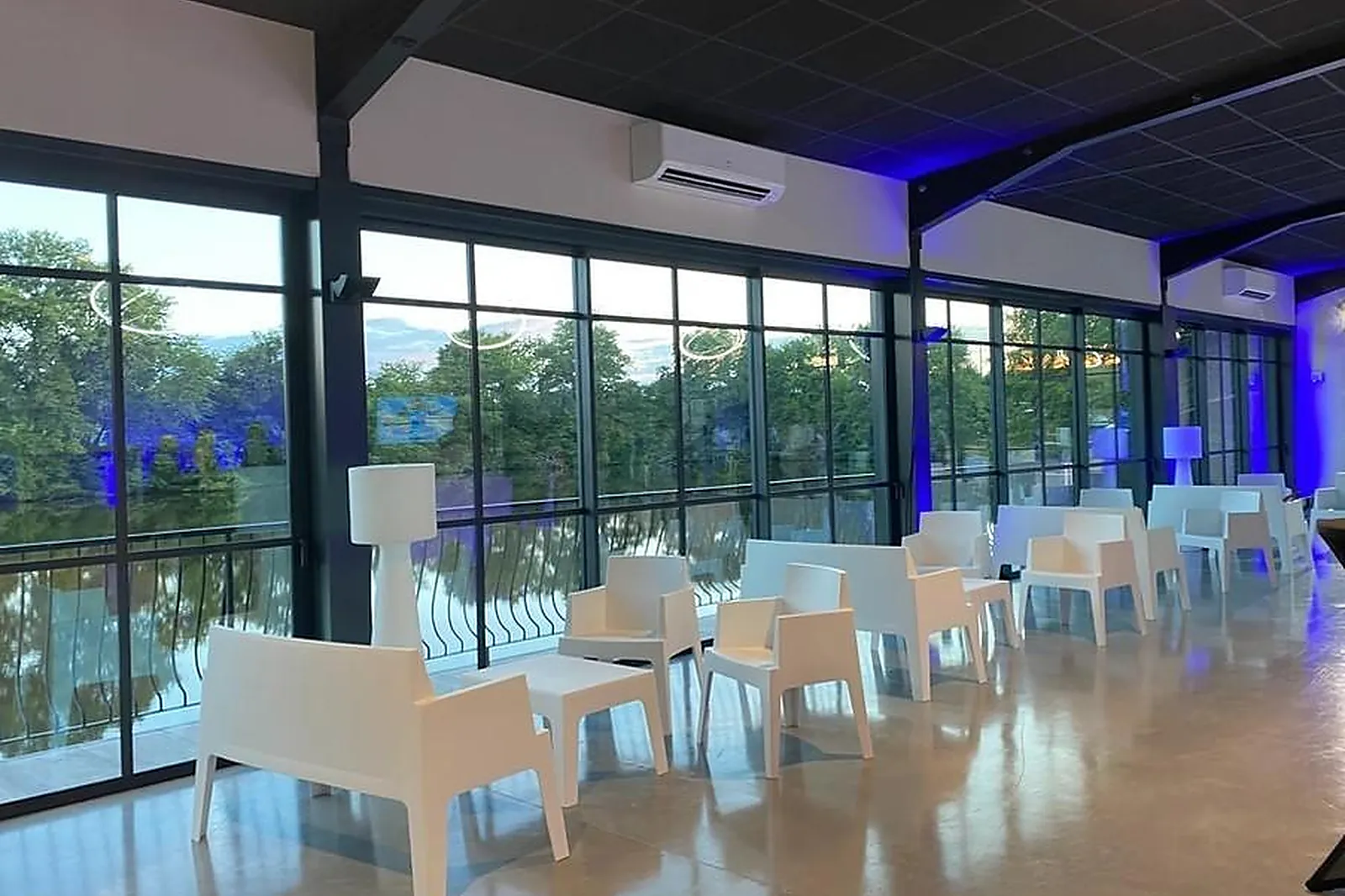 Lieux événementiels, DOMAINE SAPINIÈRE