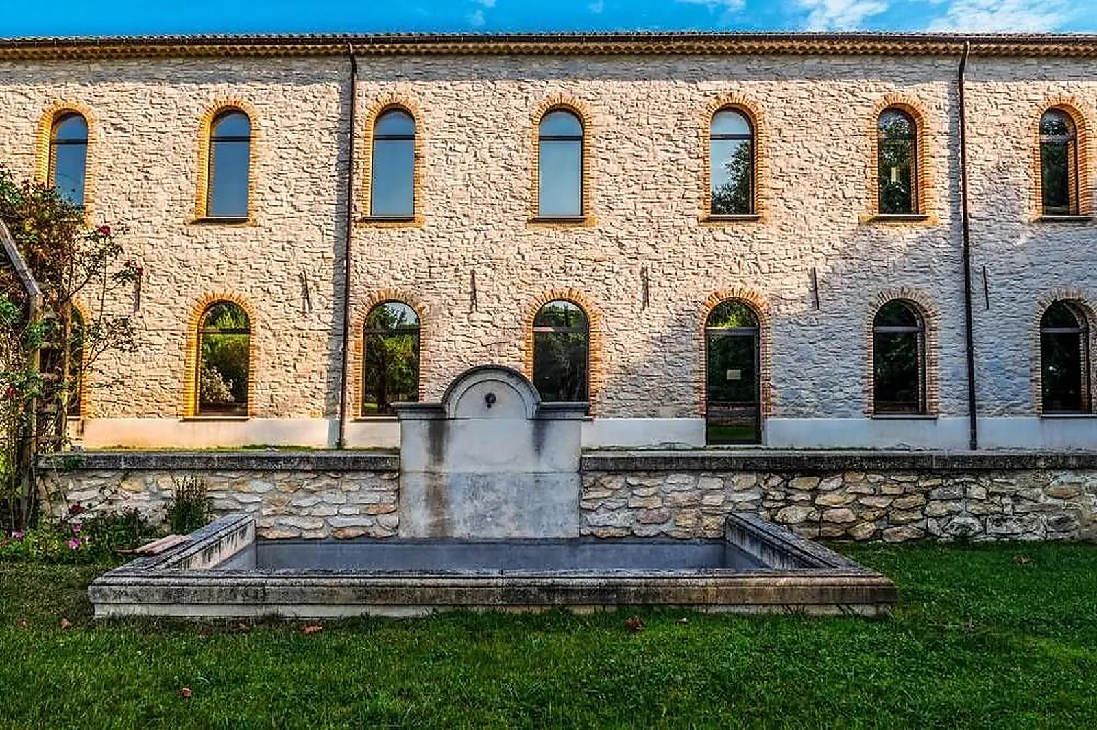 Lieux événementiels, DOMAINE TOUR DES CHÊNES