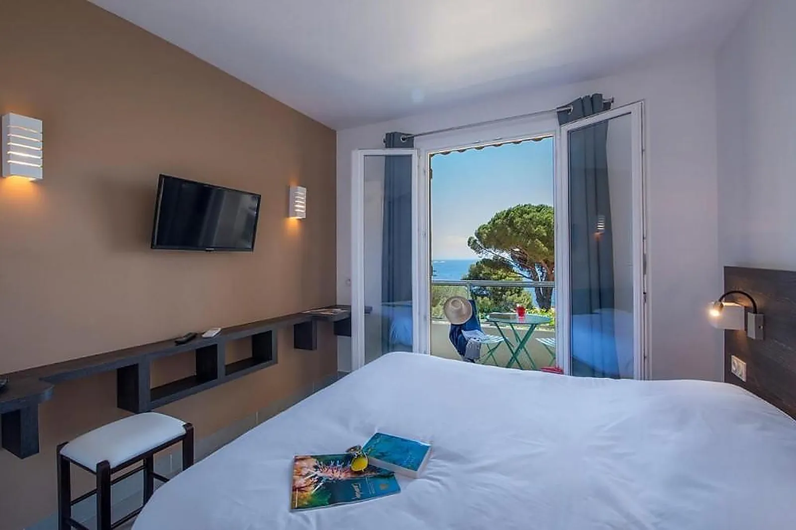 Lieux événementiels, DOMAINE D'AIGUEBELLE