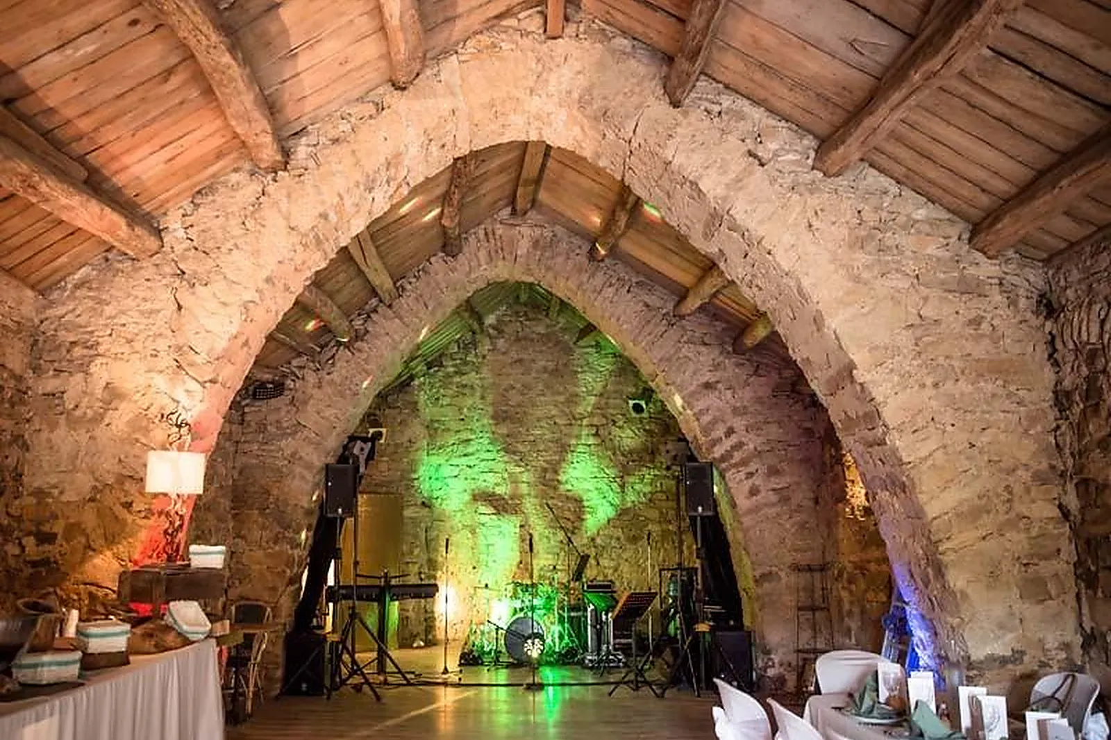 Lieux événementiels, DOMAINE D'ALCAPIES