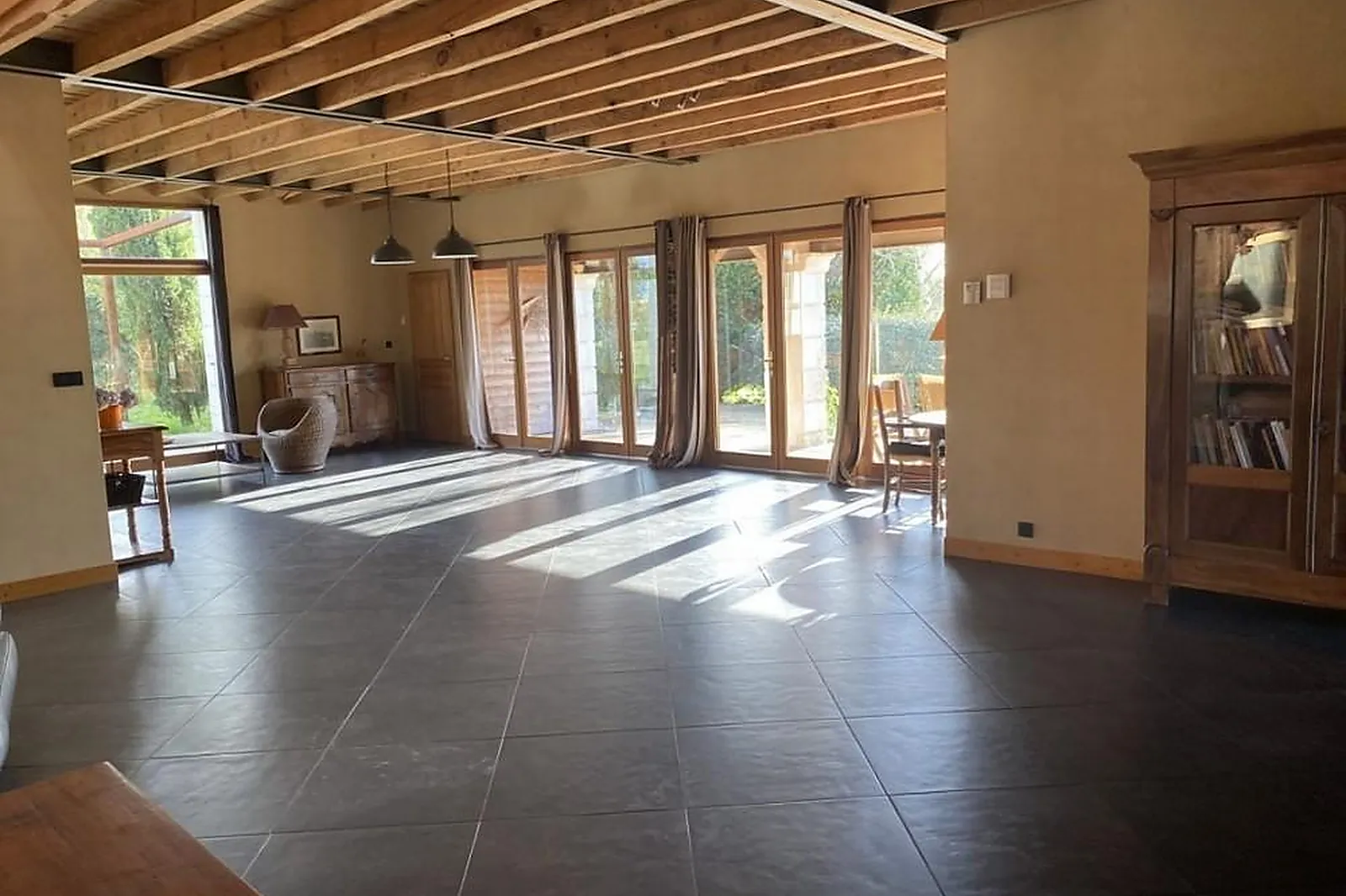 Lieux événementiels, DOMAINE D'ARÈS