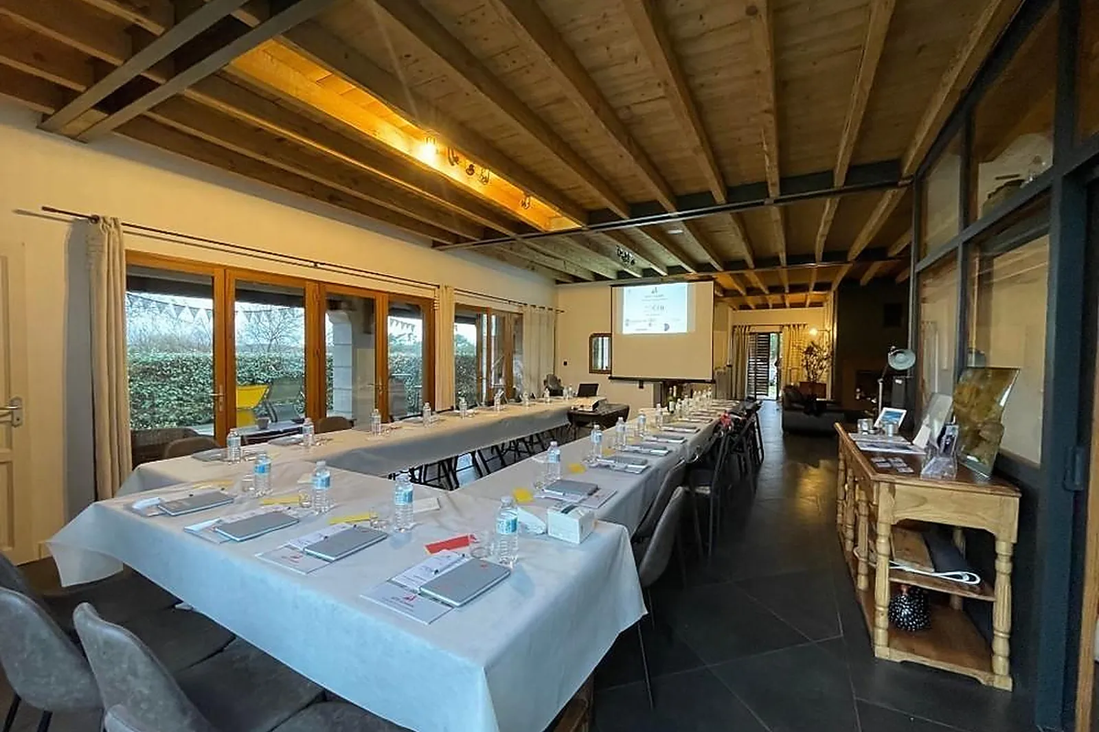 Lieux événementiels, DOMAINE D'ARÈS