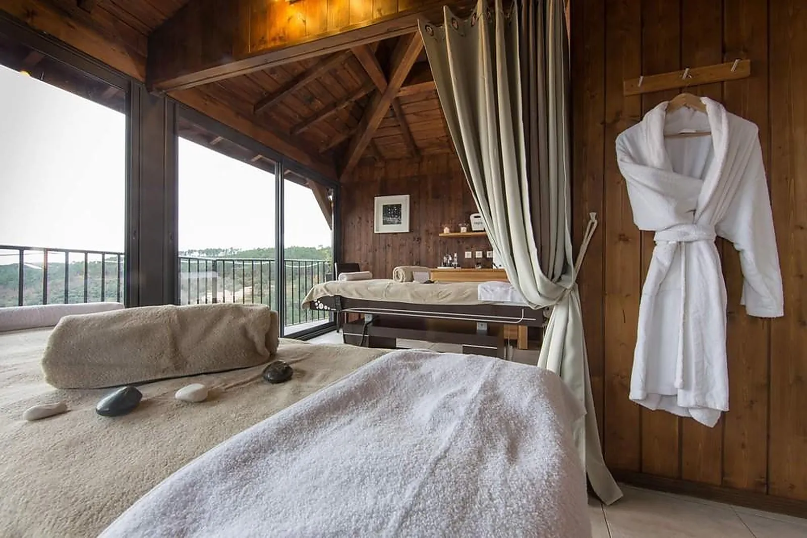 Lieux événementiels, DOMAINE DE CHALVÊCHES