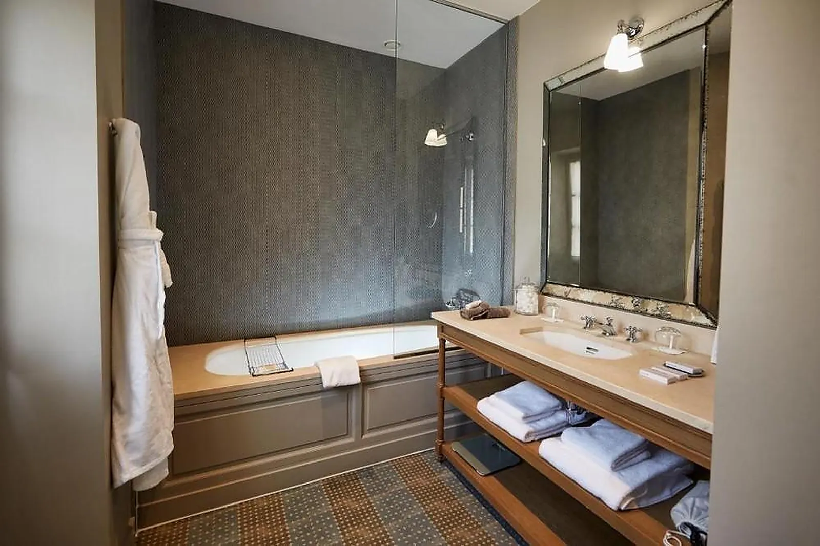 Lieux événementiels, DOMAINE DE FONTENILLE