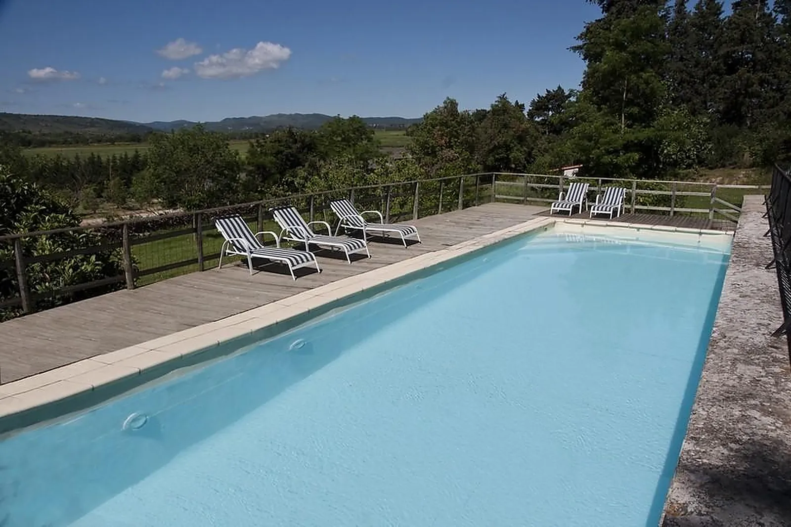 Lieux événementiels, DOMAINE DE LA FRAISSINÈDE