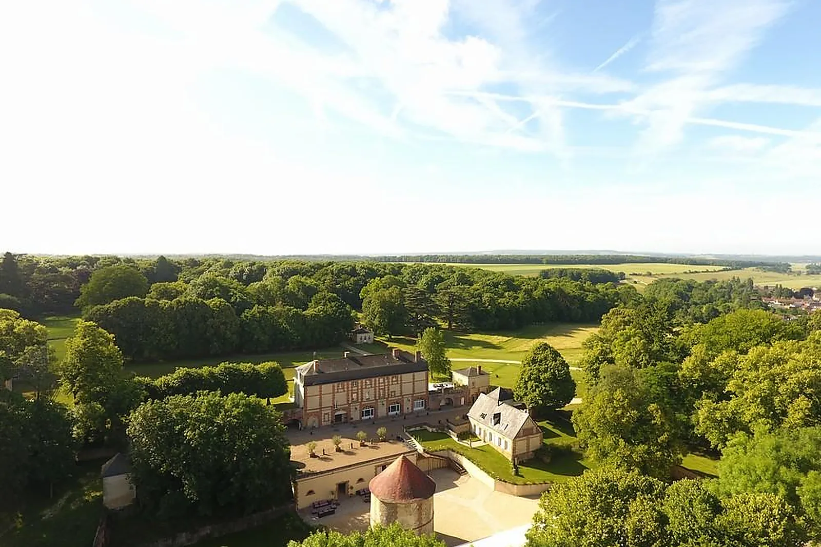 Lieux événementiels, DOMAINE DE MONTCHEVREUIL