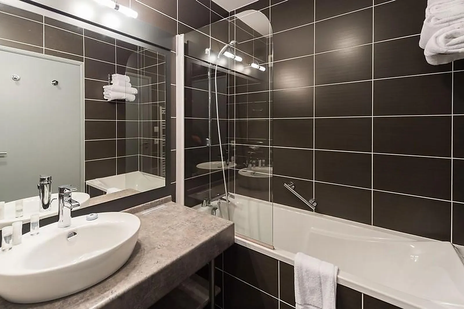 Lieux événementiels, DOMAINE DE PONT AVEN ART GALLERY RESORT