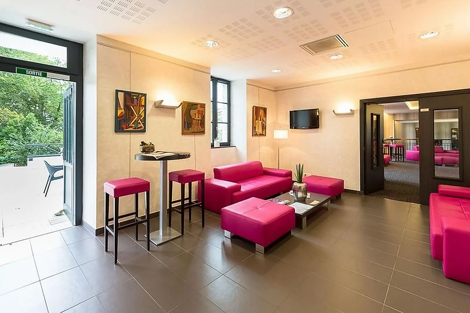 Lieux événementiels, DOMAINE DE PONT AVEN ART GALLERY RESORT