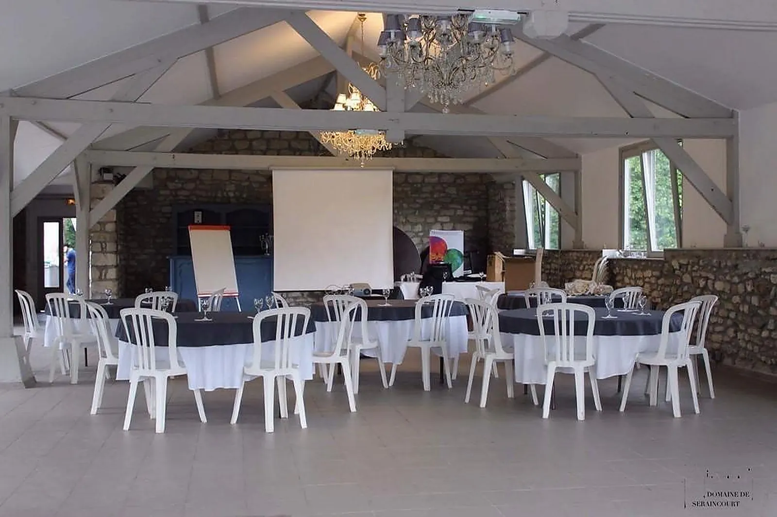 Lieux événementiels, DOMAINE DE SERAINCOURT