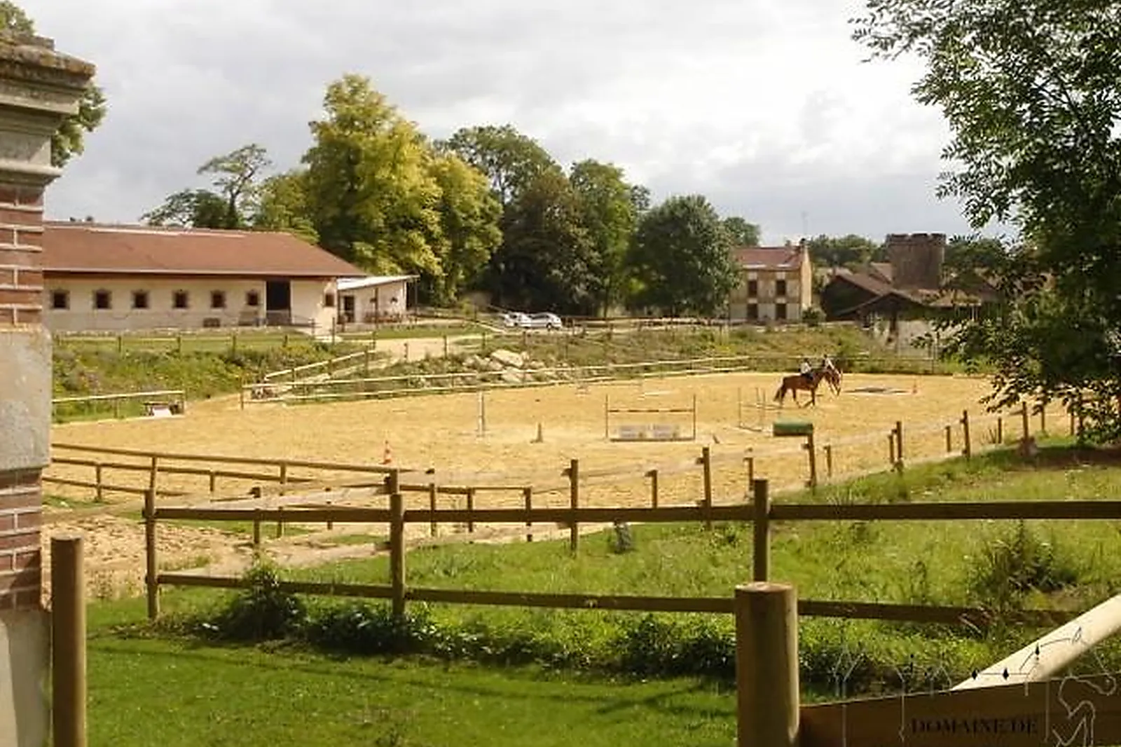 Lieux événementiels, DOMAINE DE SERAINCOURT