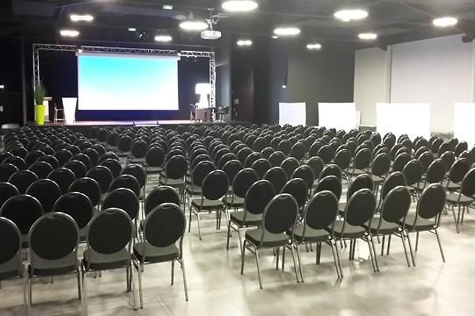 Lieux événementiels, DOMAINE DE THAIS