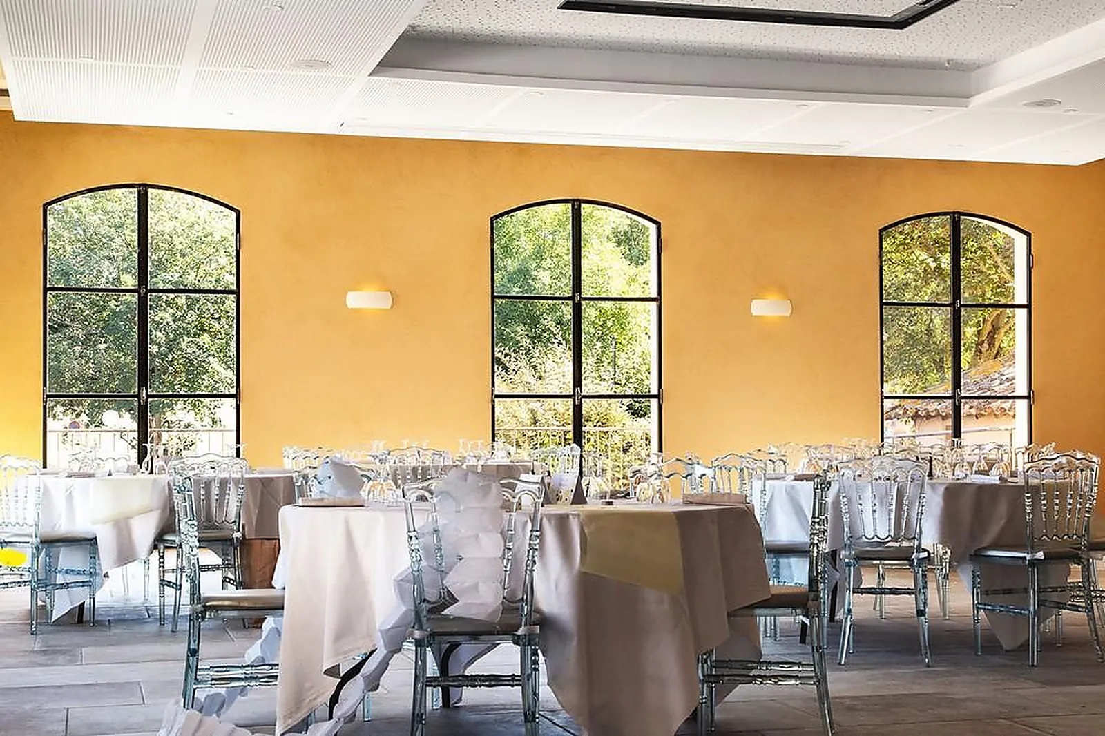 Lieux événementiels, DOMAINE DE VALBRILLANT