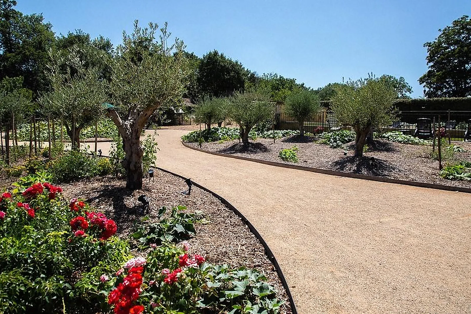 Lieux événementiels, DOMAINE DE VALBRILLANT