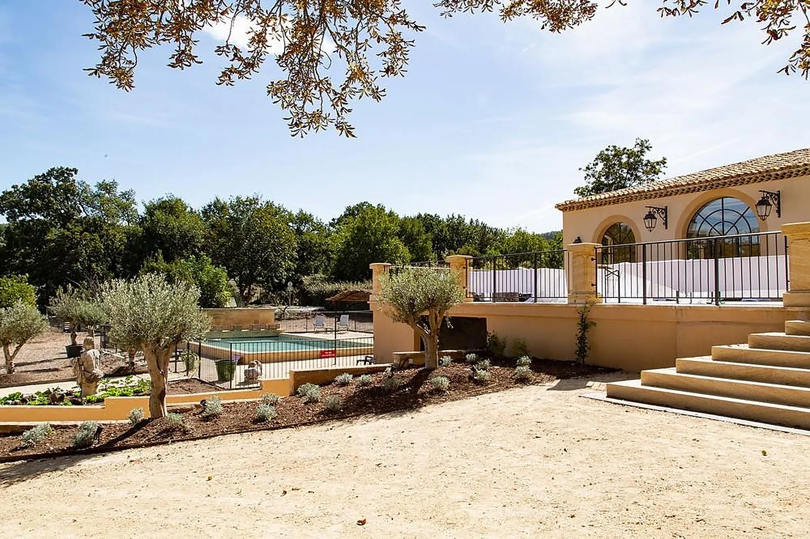 Lieux événementiels, DOMAINE DE VALBRILLANT