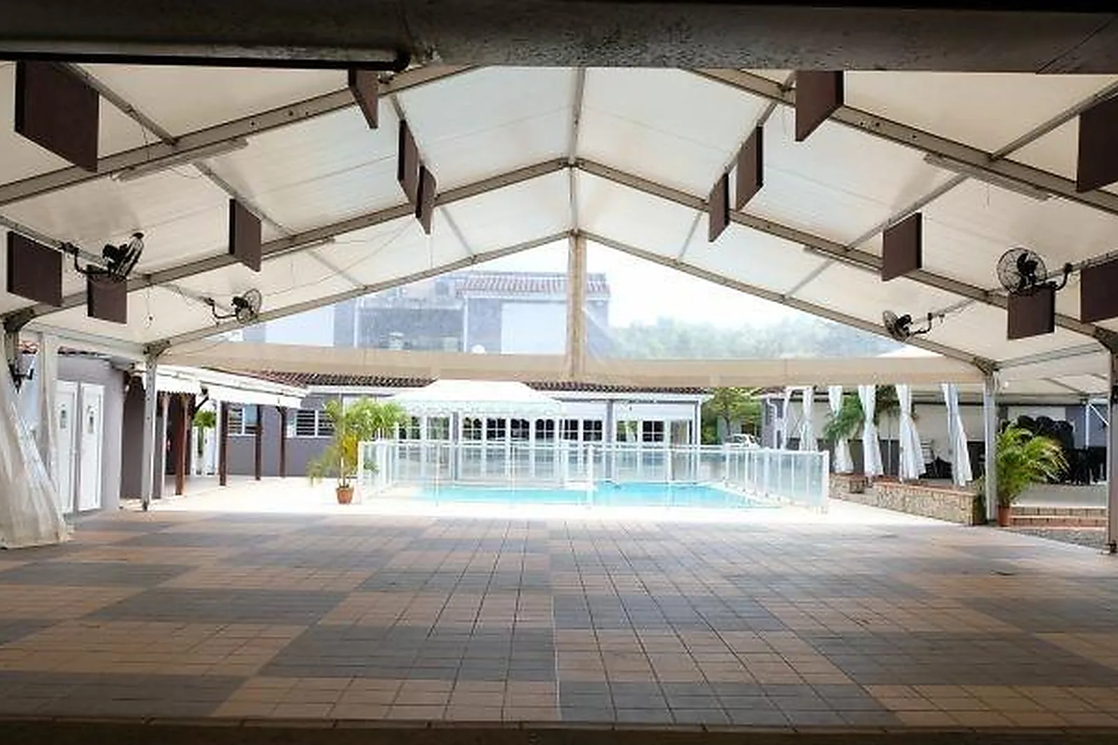 Lieux événementiels, DOMAINE DE L'OASIS