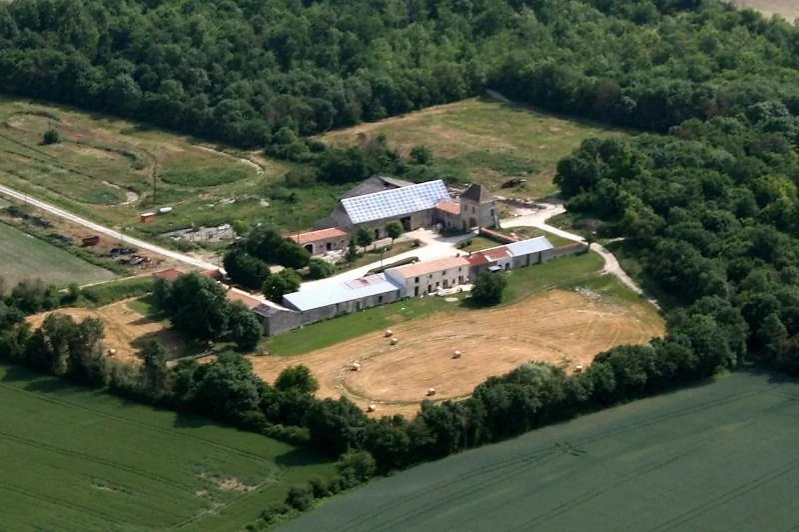 Lieux événementiels, DOMAINE DE LA BASTIÈRE