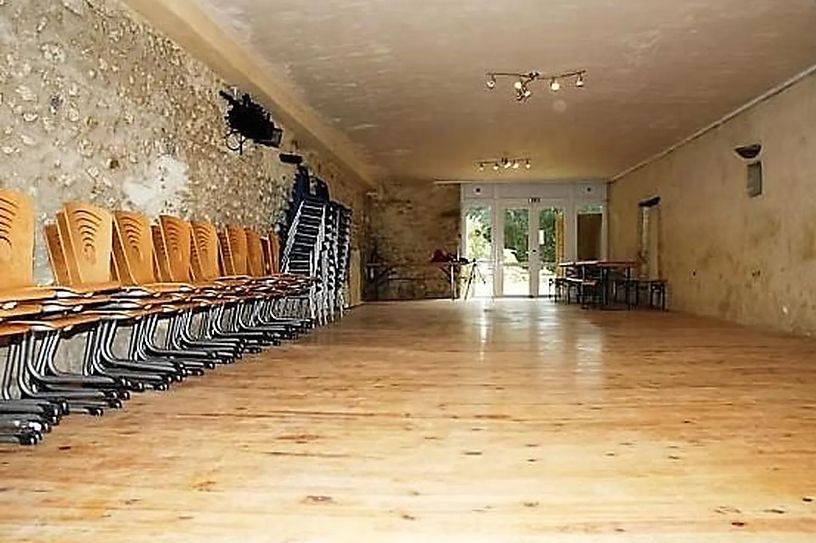 Lieux événementiels, DOMAINE DE LA CACHARDE