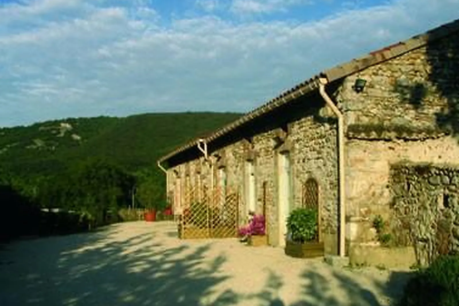 Lieux événementiels, DOMAINE DE LA CACHARDE