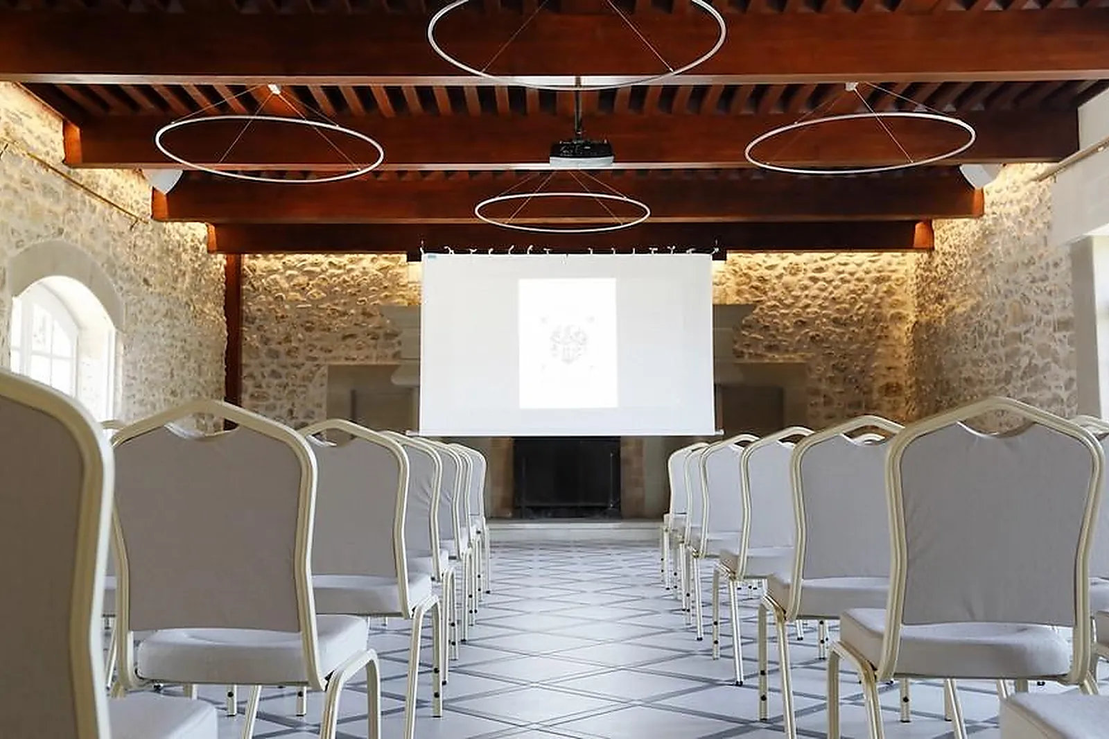 Lieux événementiels, DOMAINE DE LA CHARTROGNIÈRE