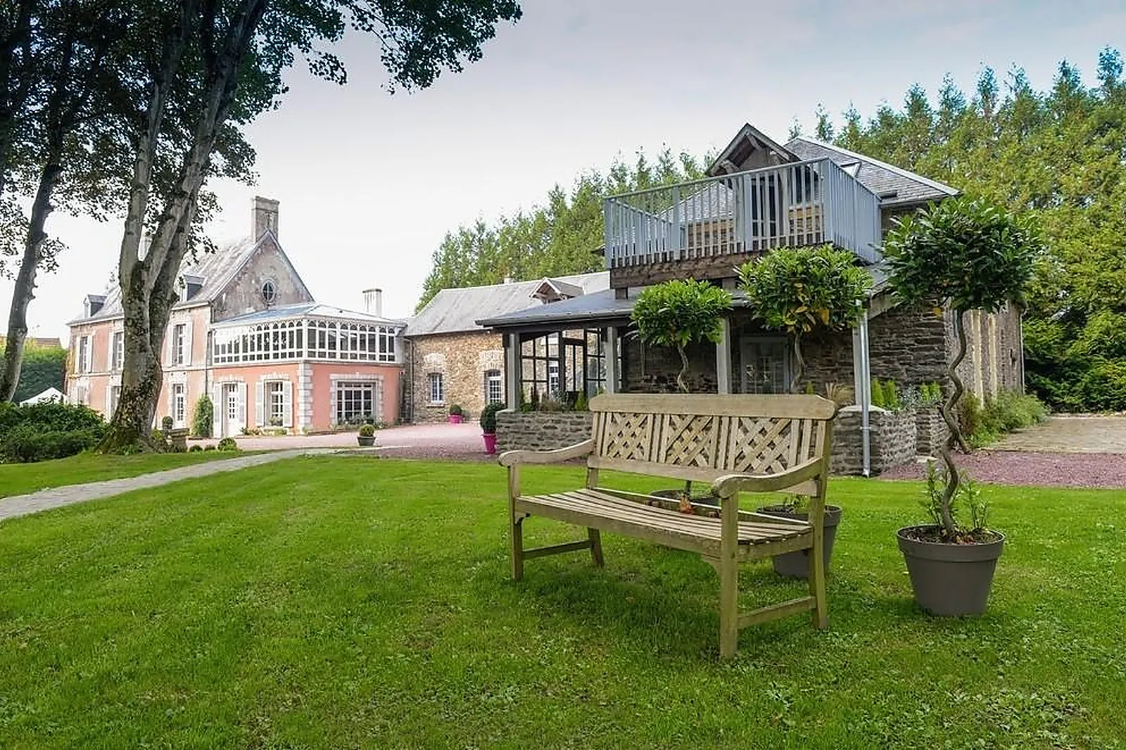 Lieux événementiels, DOMAINE DE LA PALOMBE