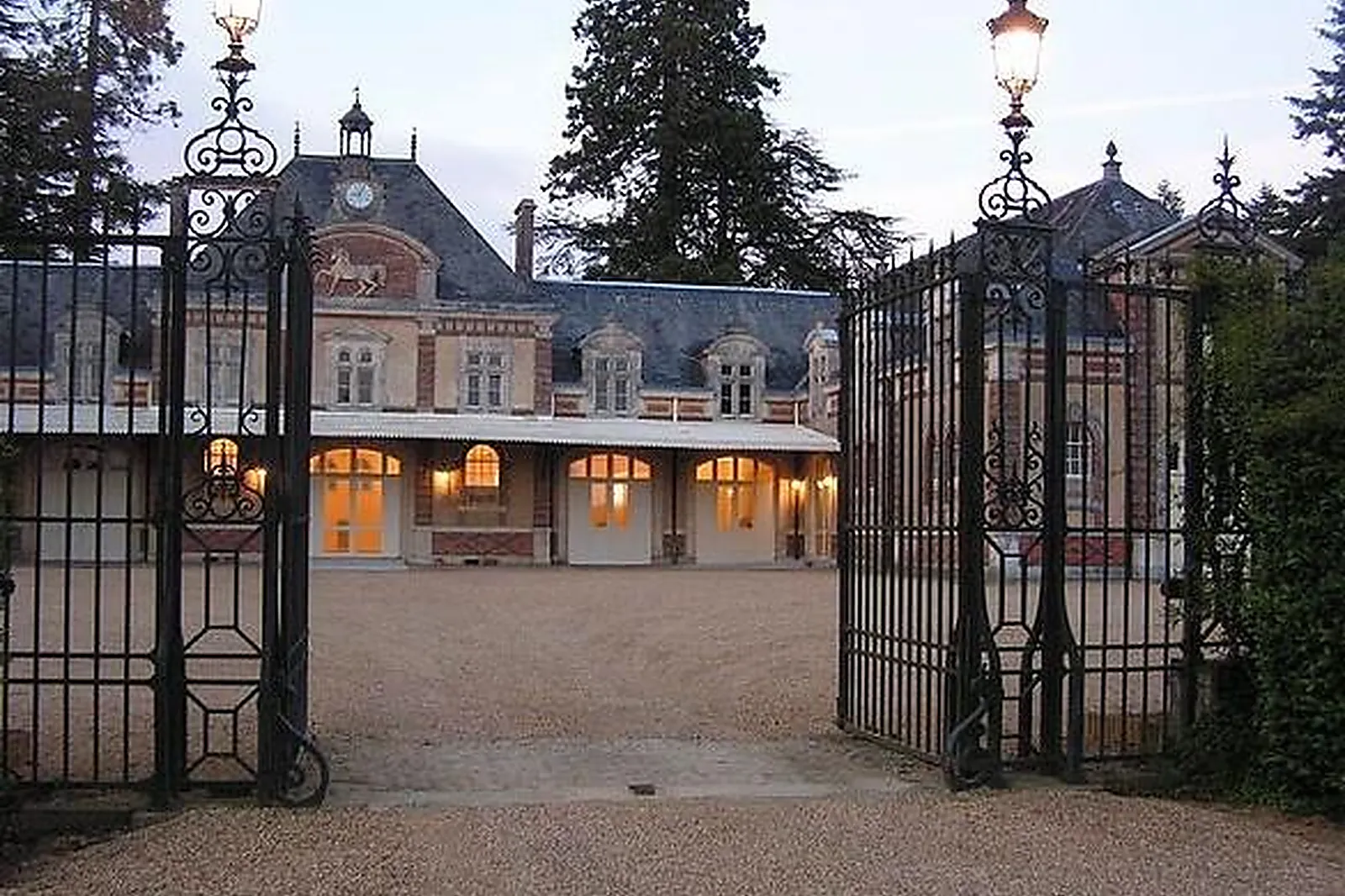 Lieux événementiels, DOMAINE DE LA PIERRE