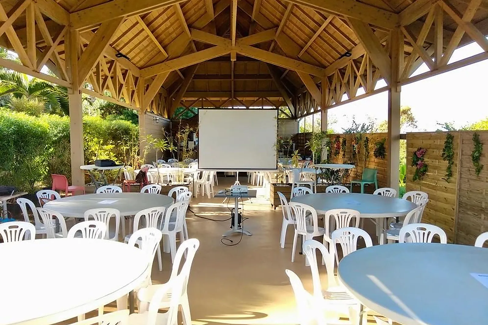 Lieux événementiels, DOMAINE DE LA POINTE DES CHÂTEAUX