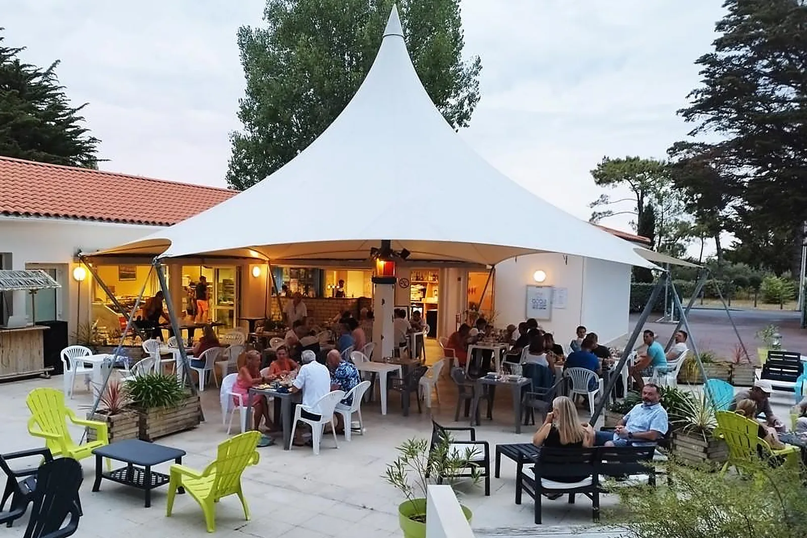 Lieux événementiels, DOMAINE DE LA PRESQU'ILE