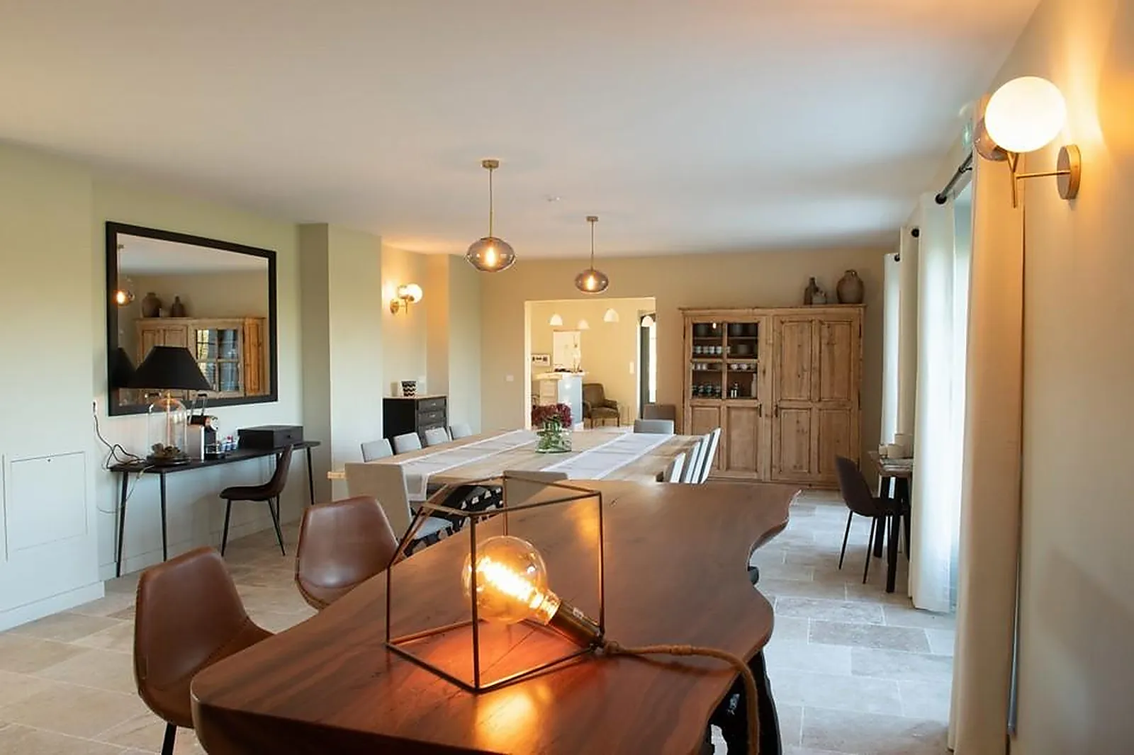 Lieux événementiels, DOMAINE DE LA REVARDIÈRE