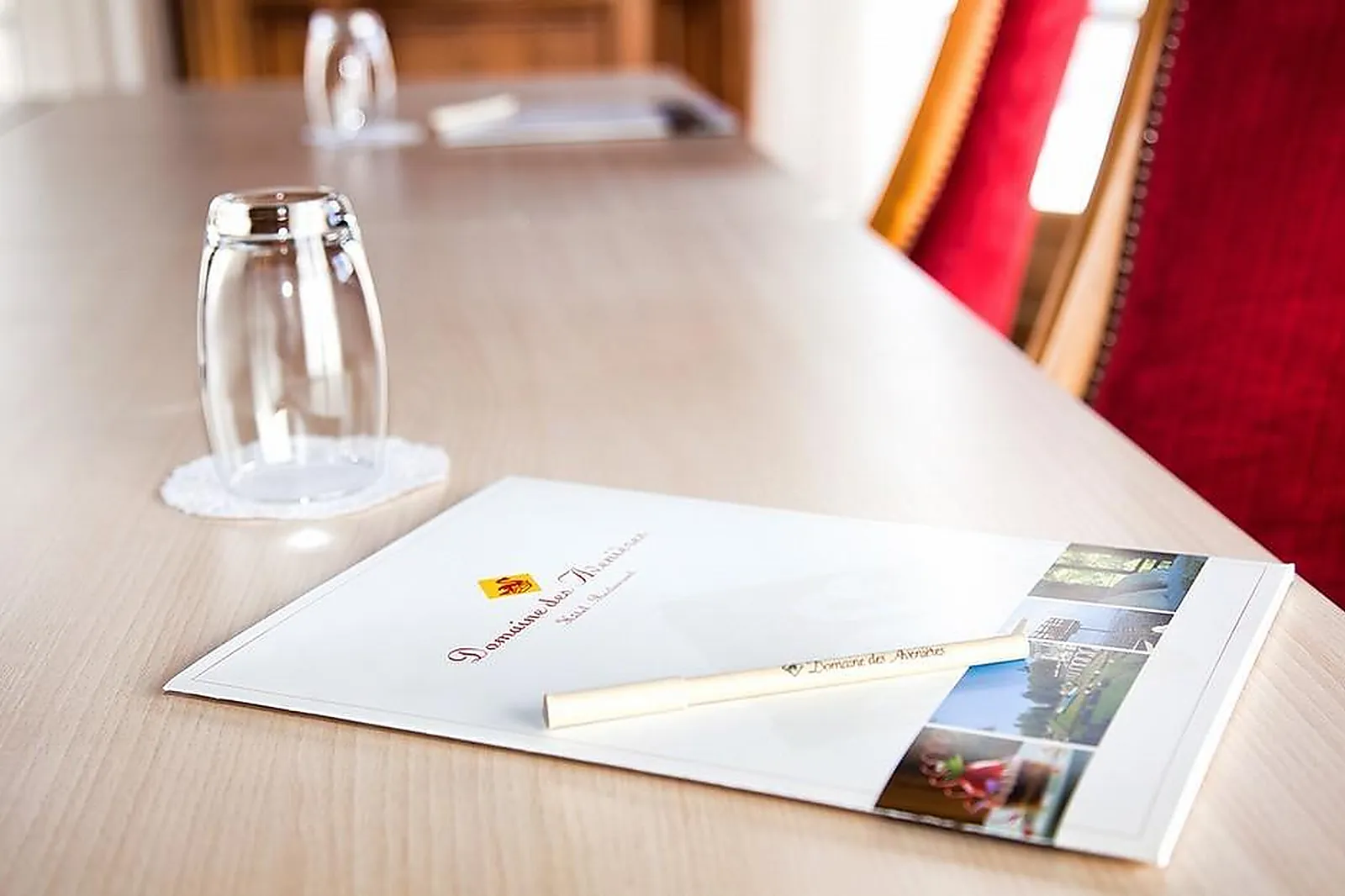 Lieux événementiels, DOMAINE DES AVENIÈRES