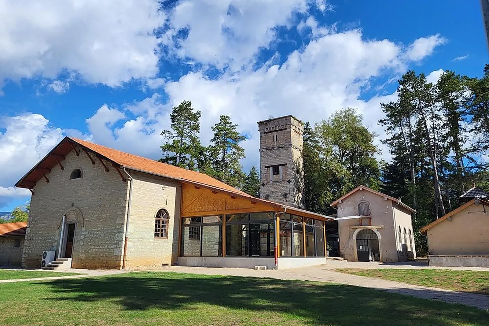 Lieux événementiels, DOMAINE DES CÈDRES