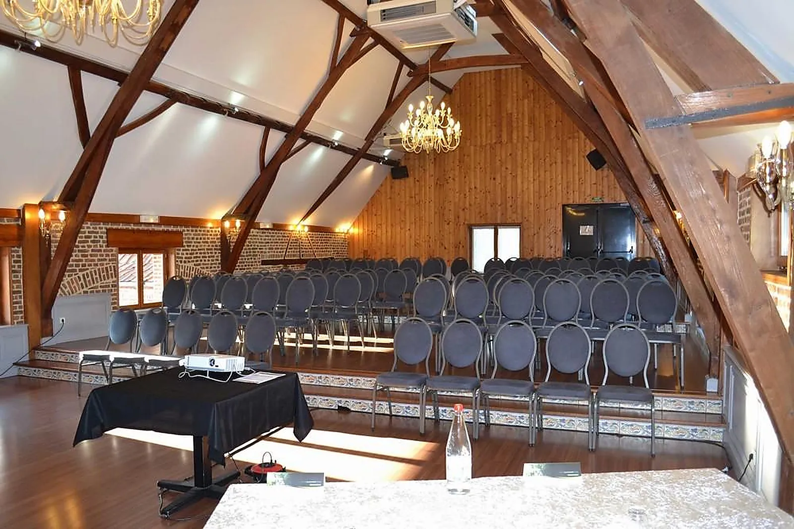 Lieux événementiels, DOMAINE DES CIGOGNES