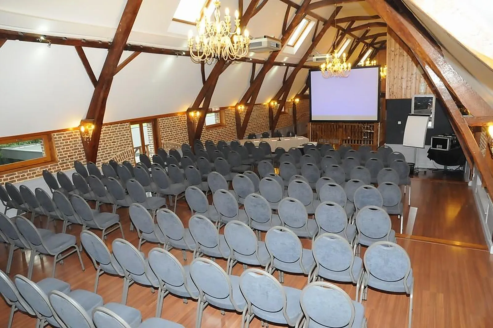 Lieux événementiels, DOMAINE DES CIGOGNES