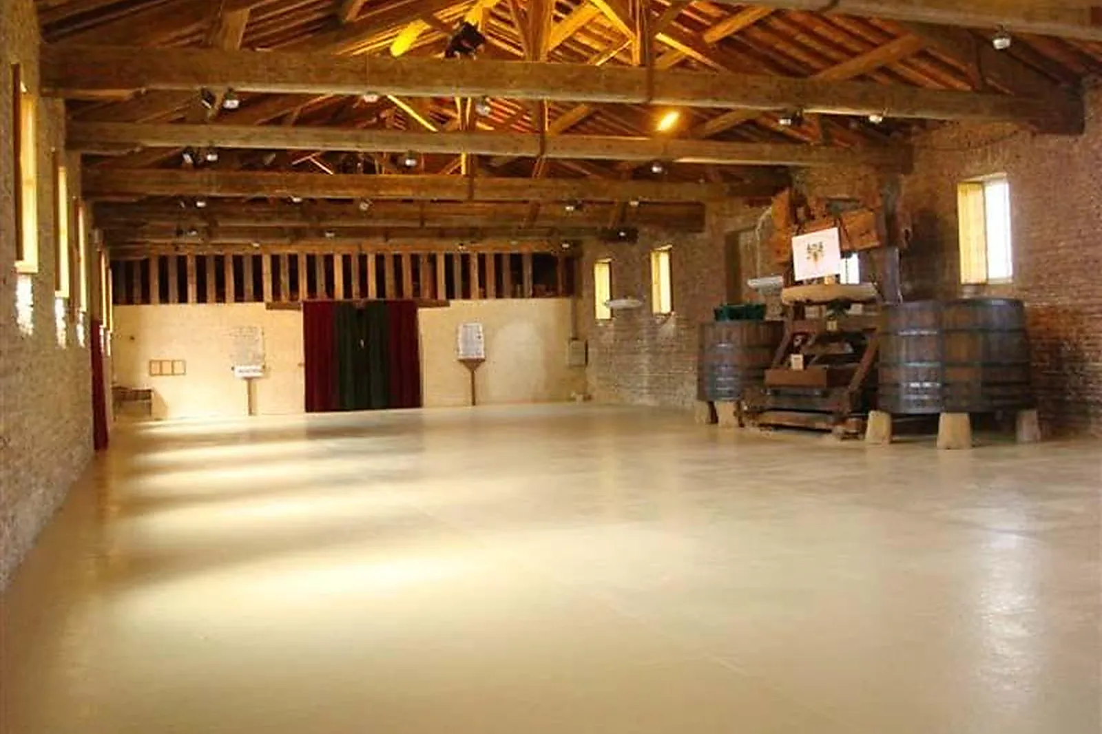 Lieux événementiels, DOMAINE DES COMPAGNONS DU BEAUJOLAIS