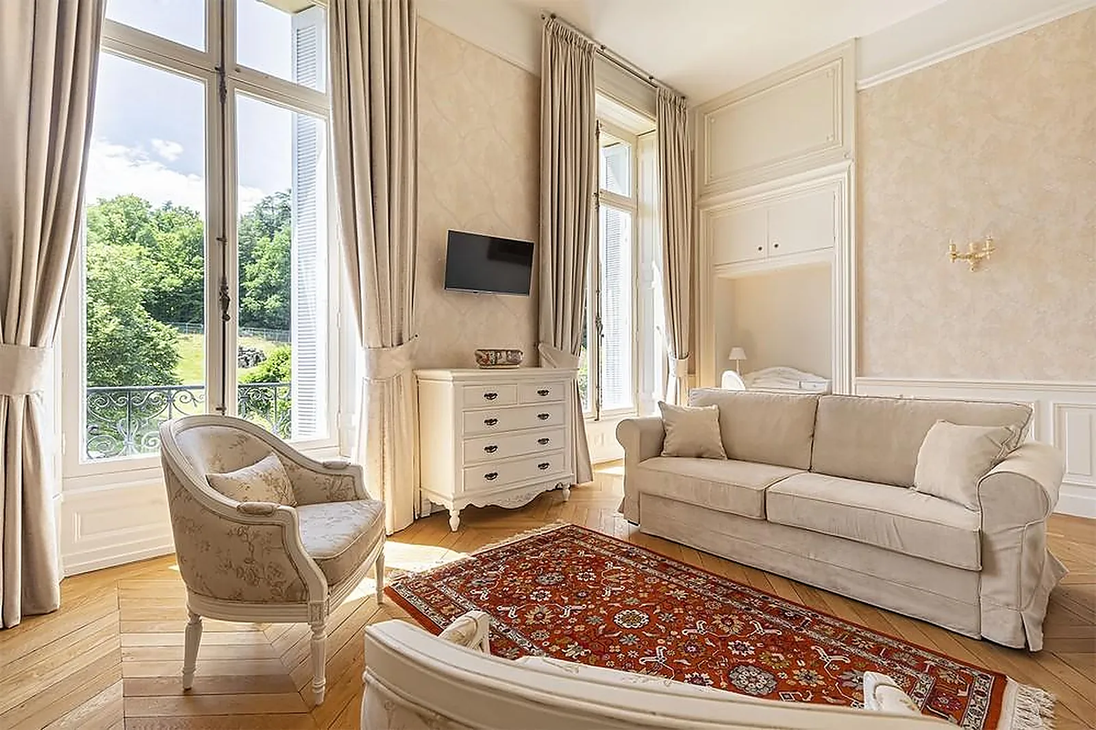 Lieux événementiels, DOMAINE DES HALLES