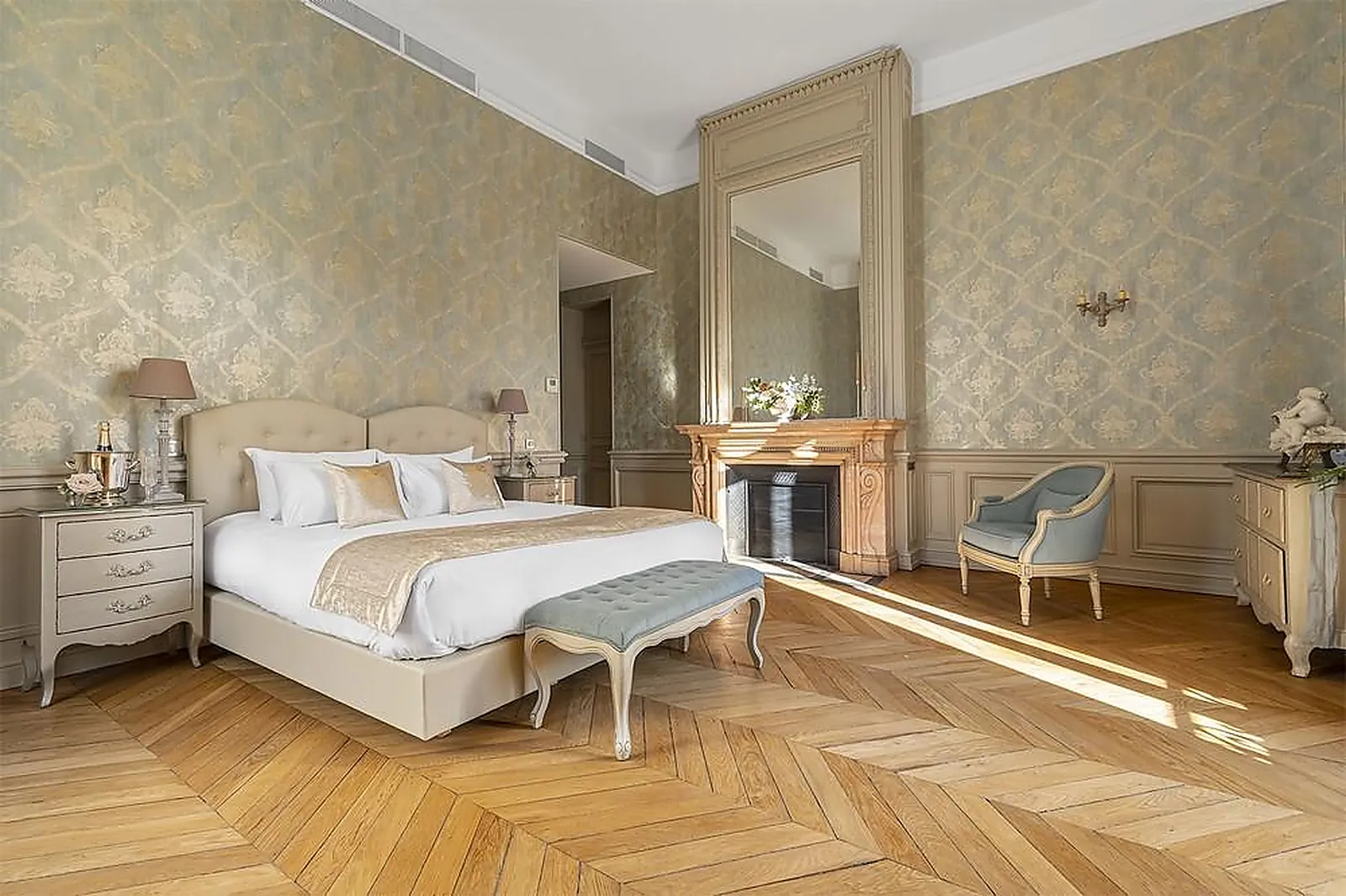 Lieux événementiels, DOMAINE DES HALLES