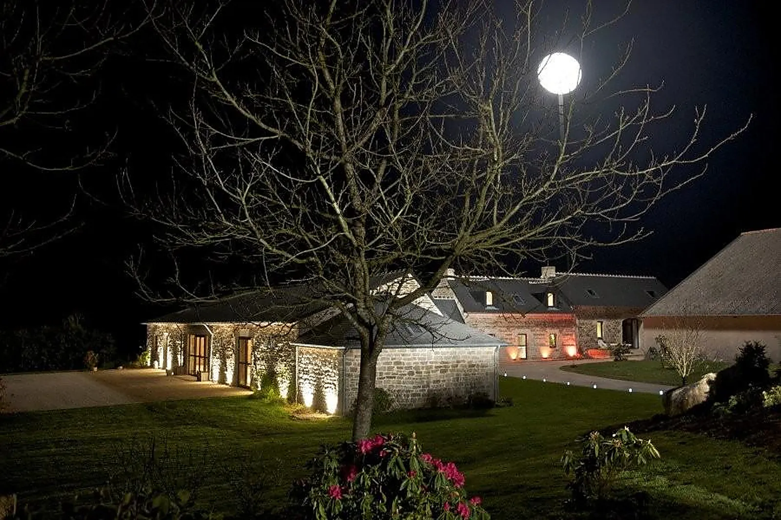 Lieux événementiels, DOMAINE DES RHODODENDRONS