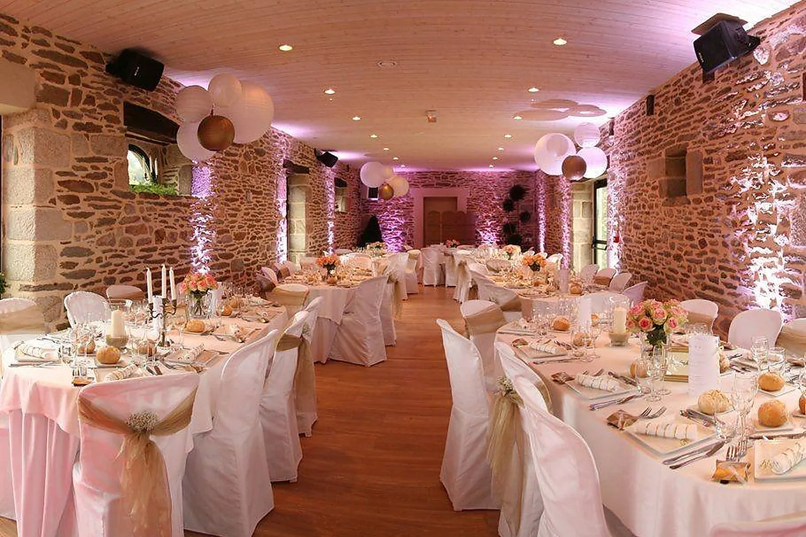 Lieux événementiels, DOMAINE DES RHODODENDRONS