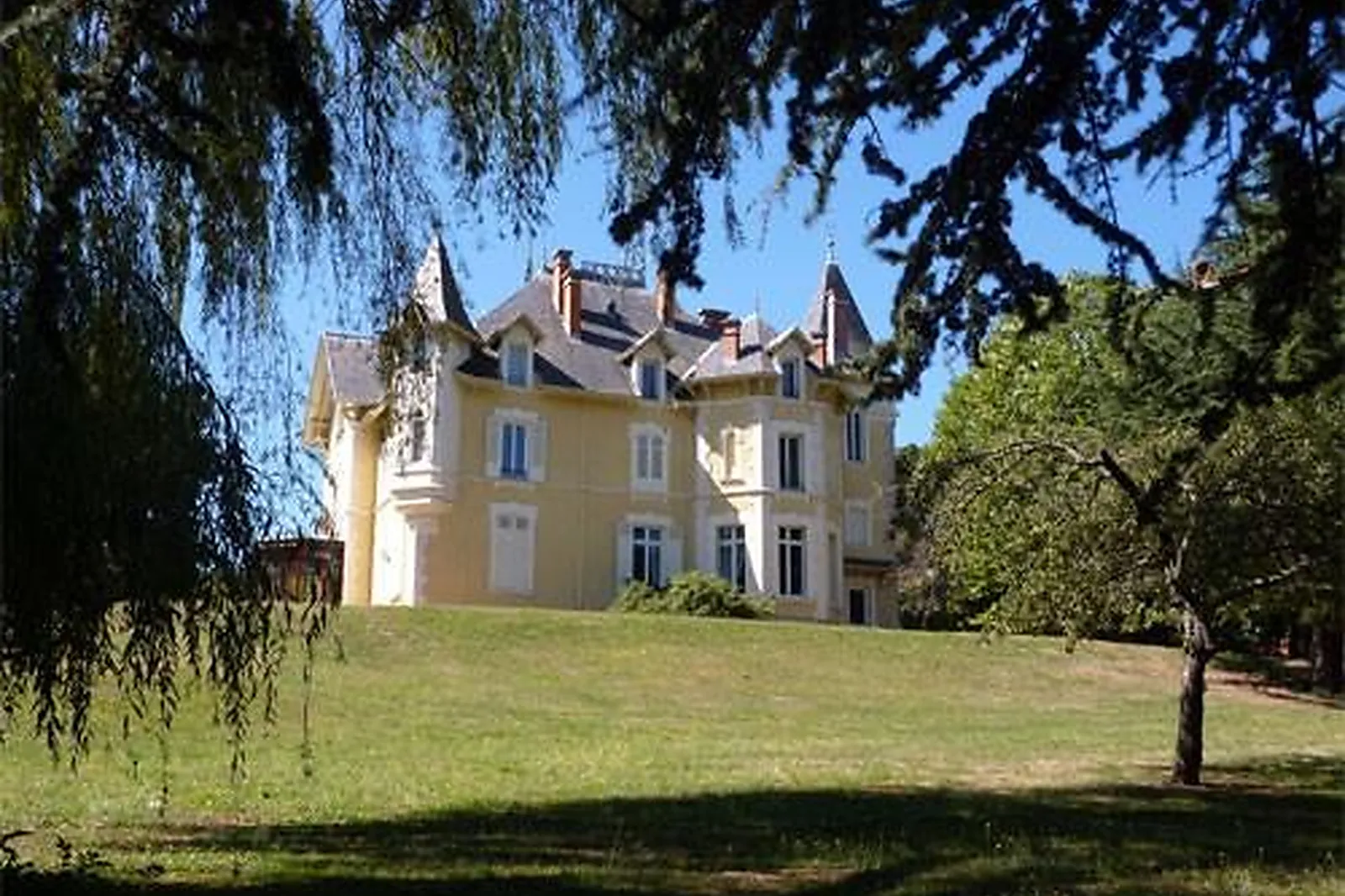Lieux événementiels, DOMAINE DES SOYEUX