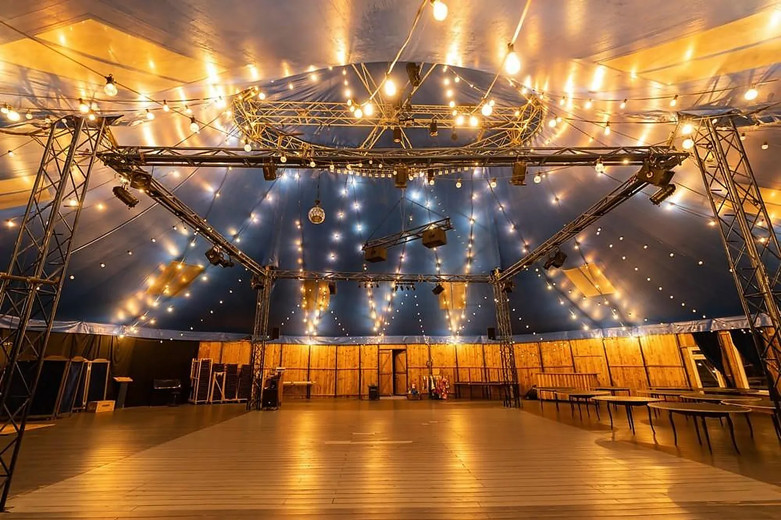 Lieux événementiels, DOMAINE DES VIEUX CHÊNES