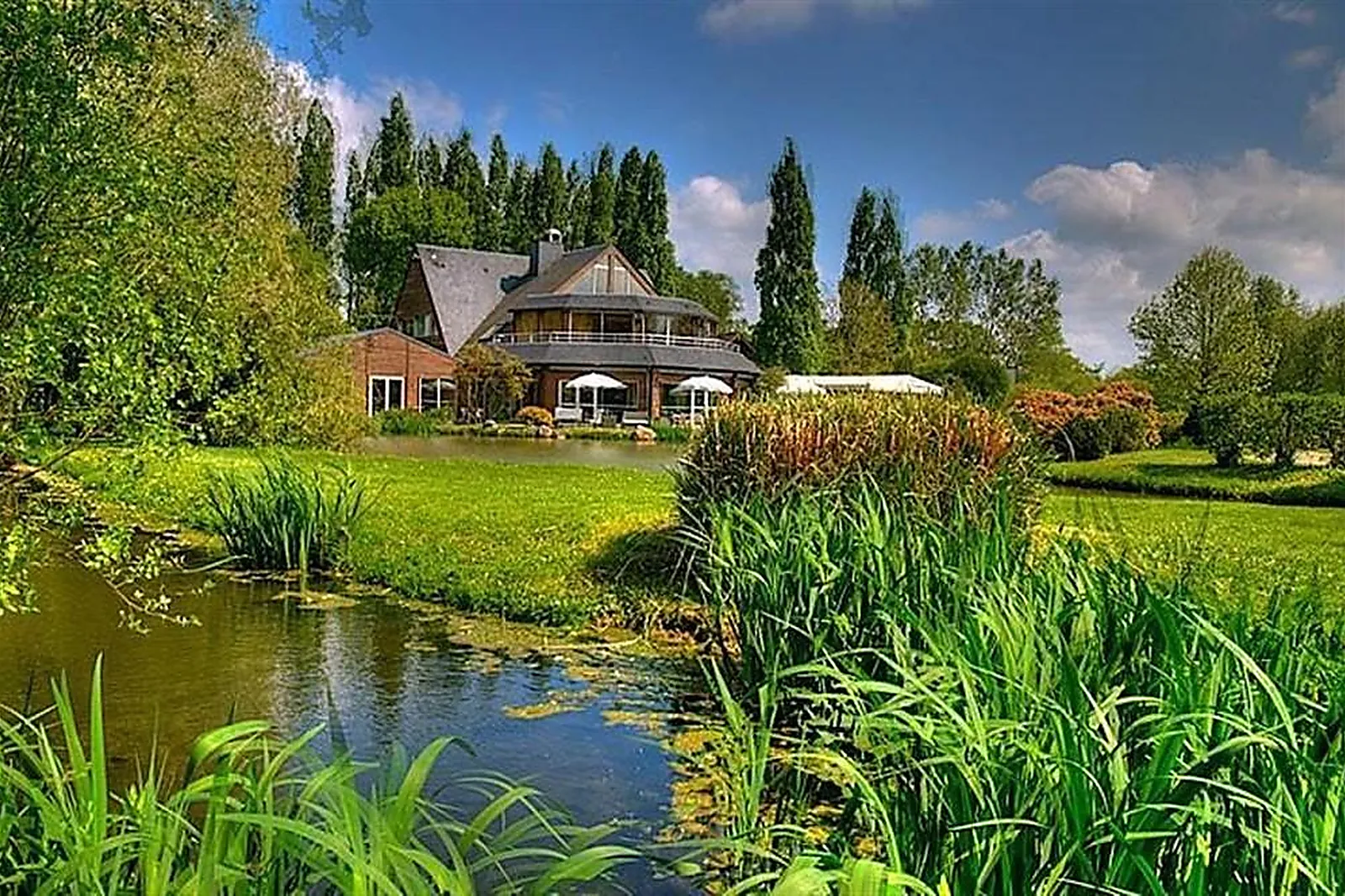 Lieux événementiels, DOMAINE DU CERF BLANC