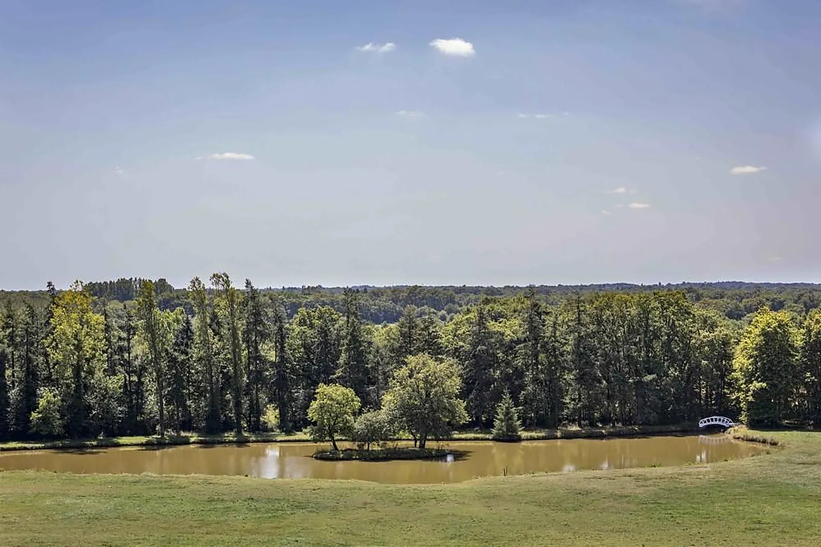 Lieux événementiels, DOMAINE DU CHALONGE