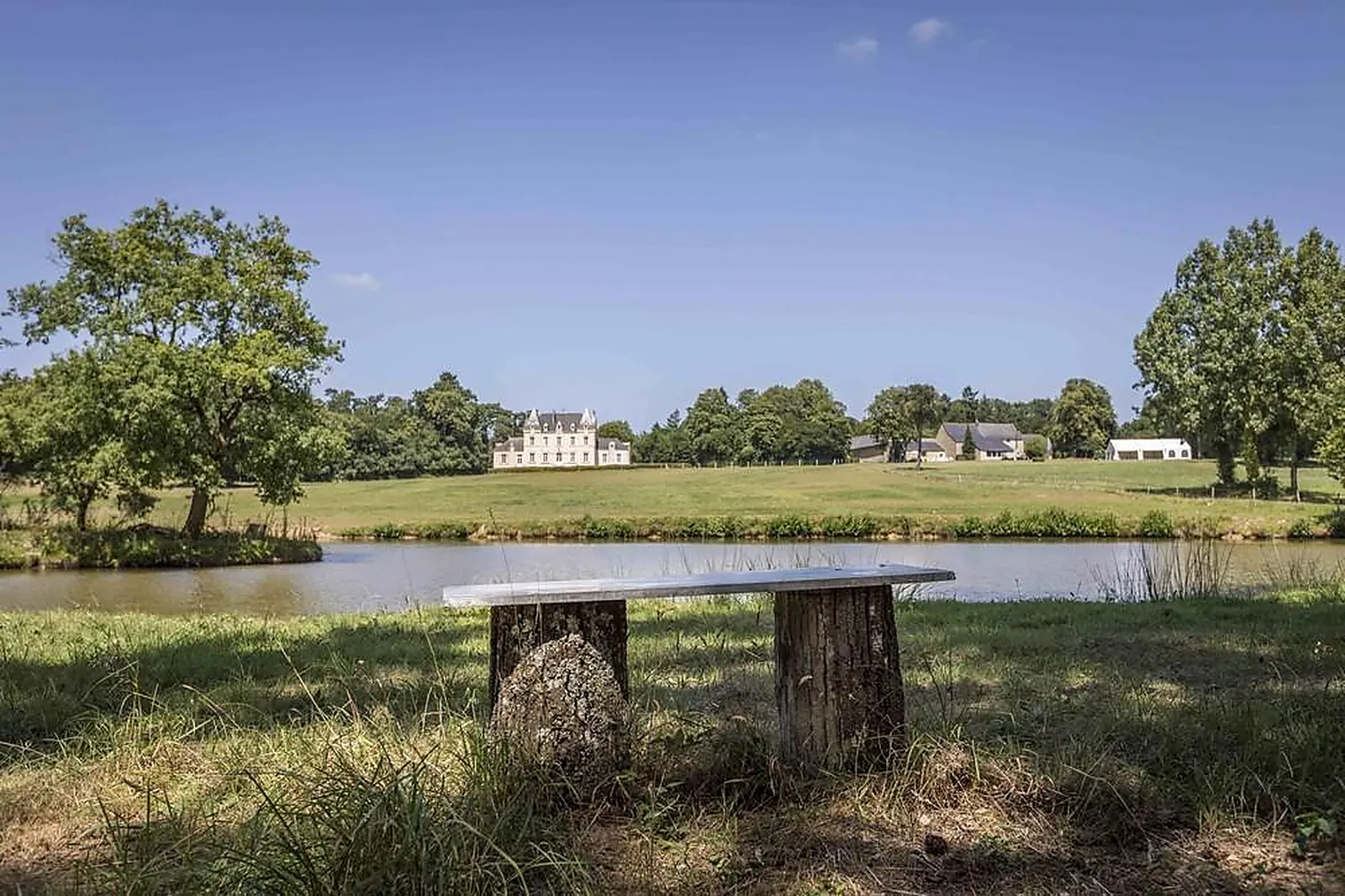 Lieux événementiels, DOMAINE DU CHALONGE