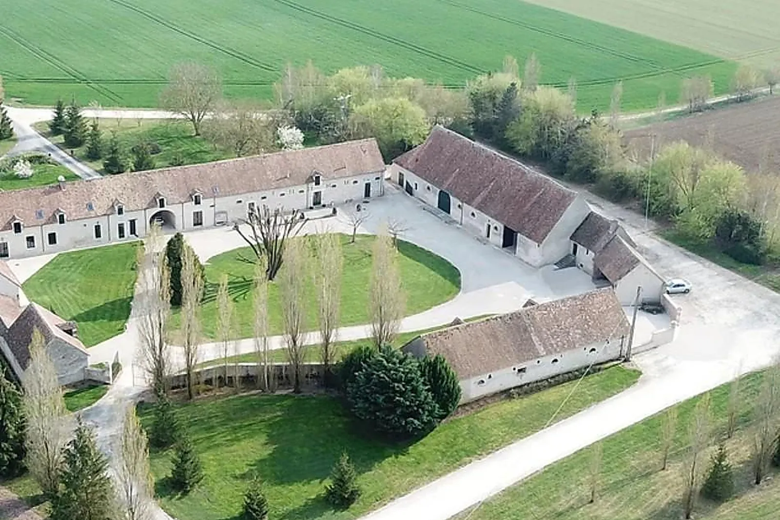 Lieux événementiels, DOMAINE DU GRAND VILLEGOMBLAIN