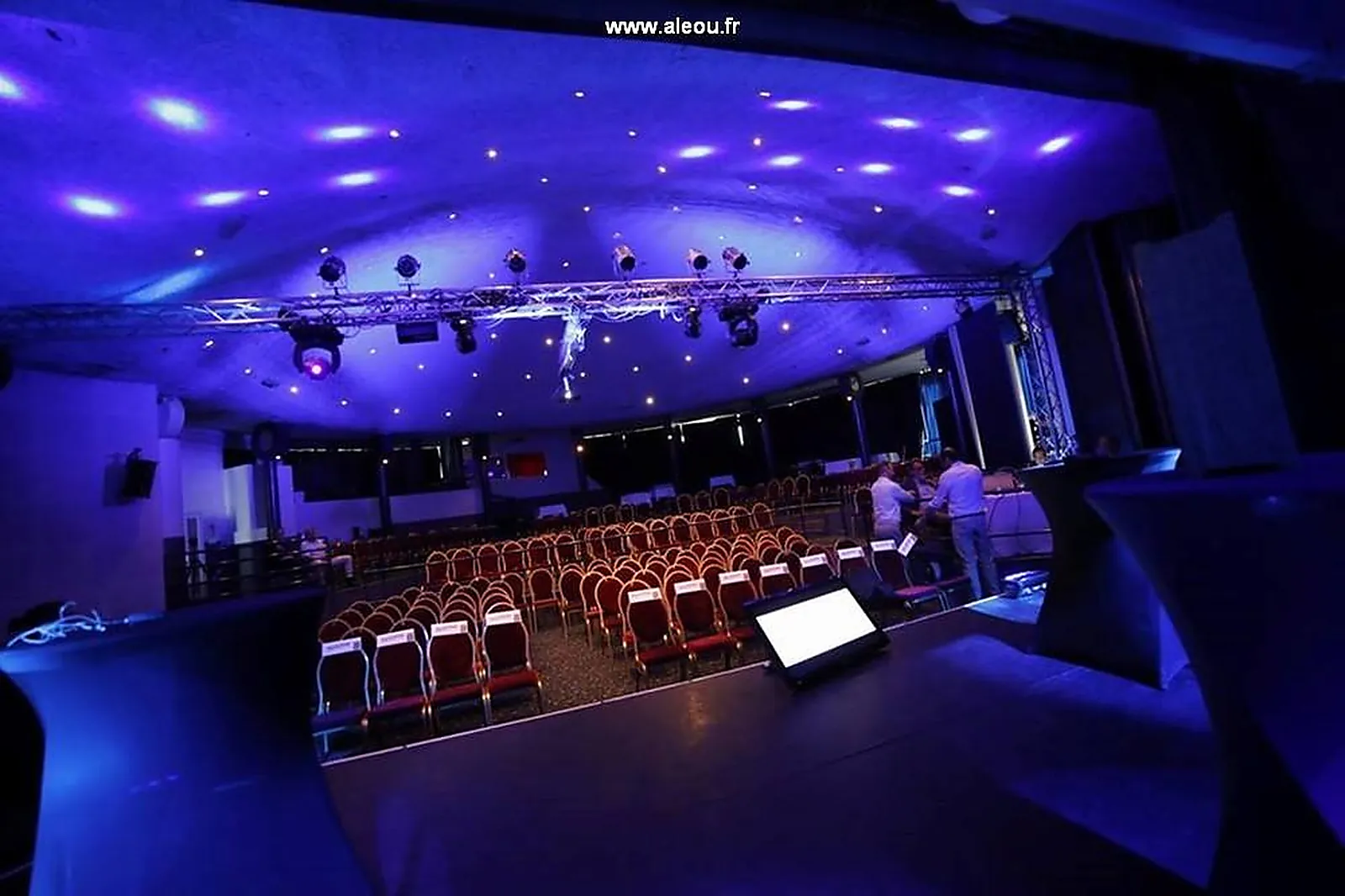 Lieux événementiels, DOMAINE DU LAC PLOMBIÈRES