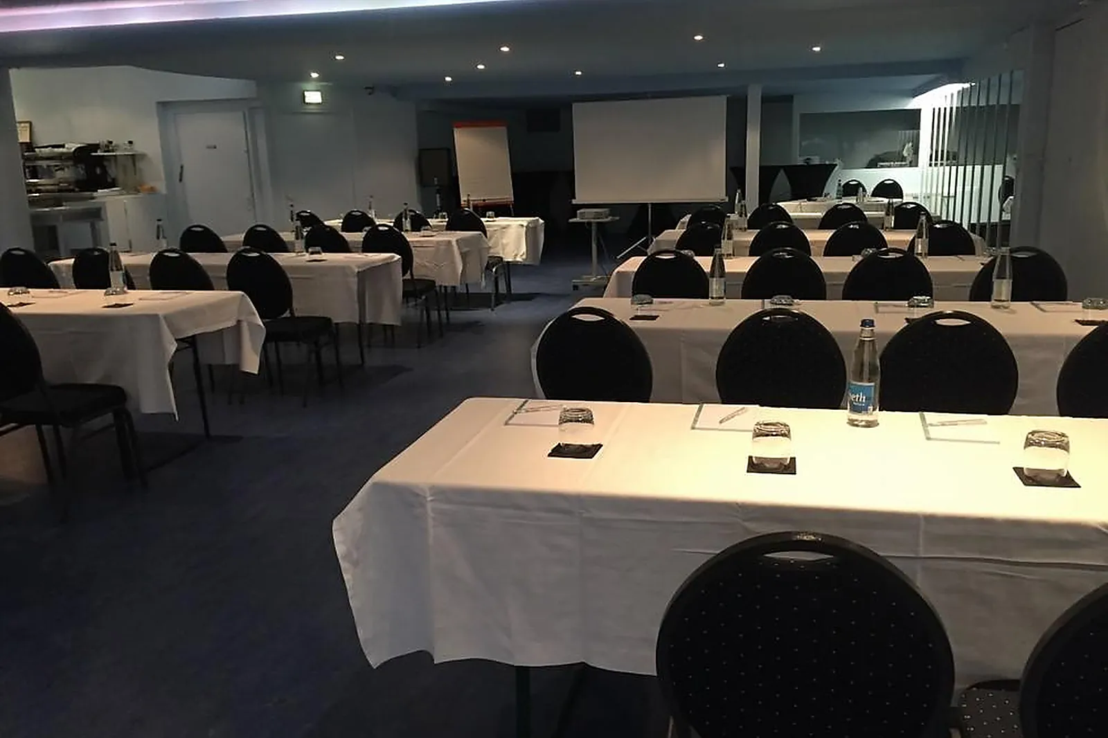 Lieux événementiels, DOMAINE DU LAC PLOMBIÈRES